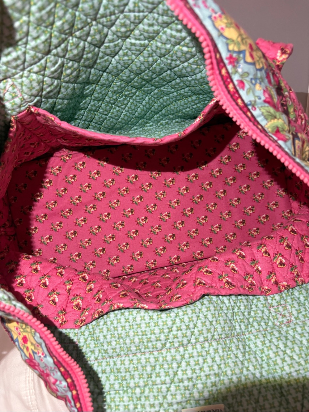 Vera Bradley Paddy tote in Pink Pansey - Picture 5 of 7